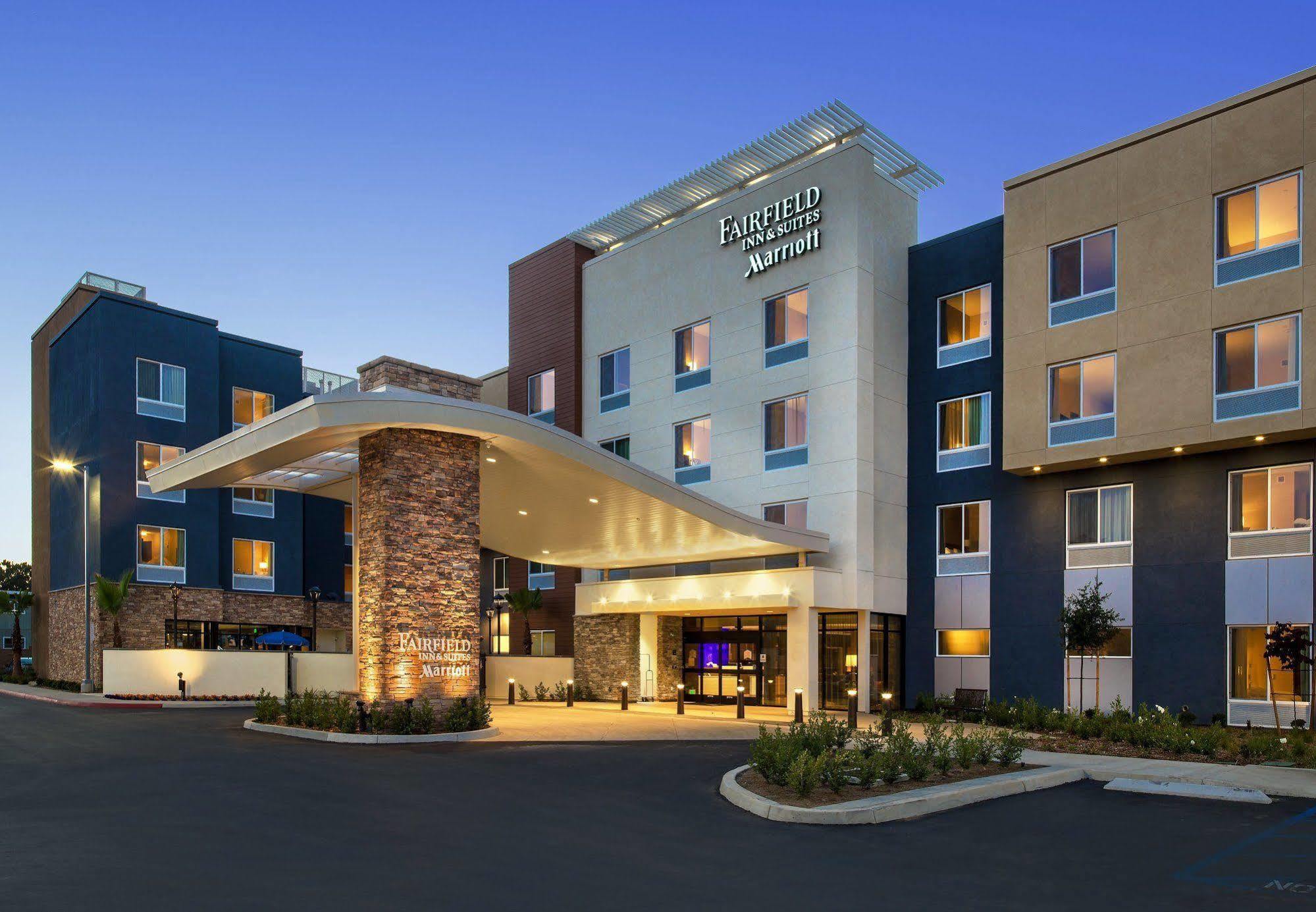 Fairfield Inn & Suites By Marriott San Diego North/San Marcos Exterior photo